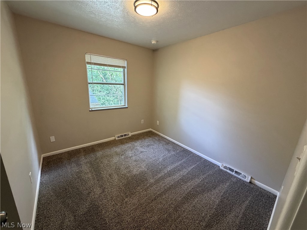 3831 Eigen Street Austintown OH 44515
