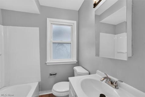 3814 Salisbury Road South Euclid OH 44121