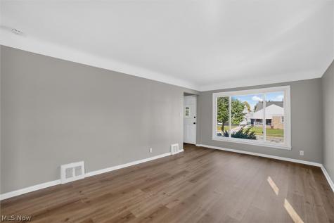 3814 Salisbury Road South Euclid OH 44121