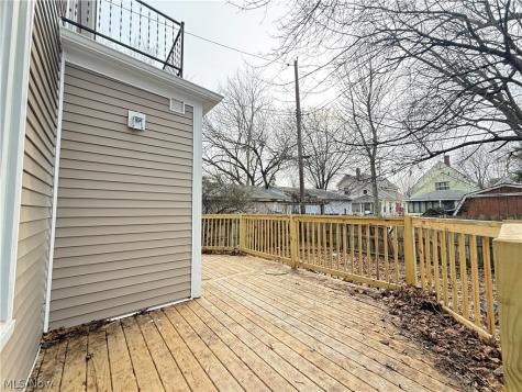 3876 W 17th Street Cleveland OH 44109