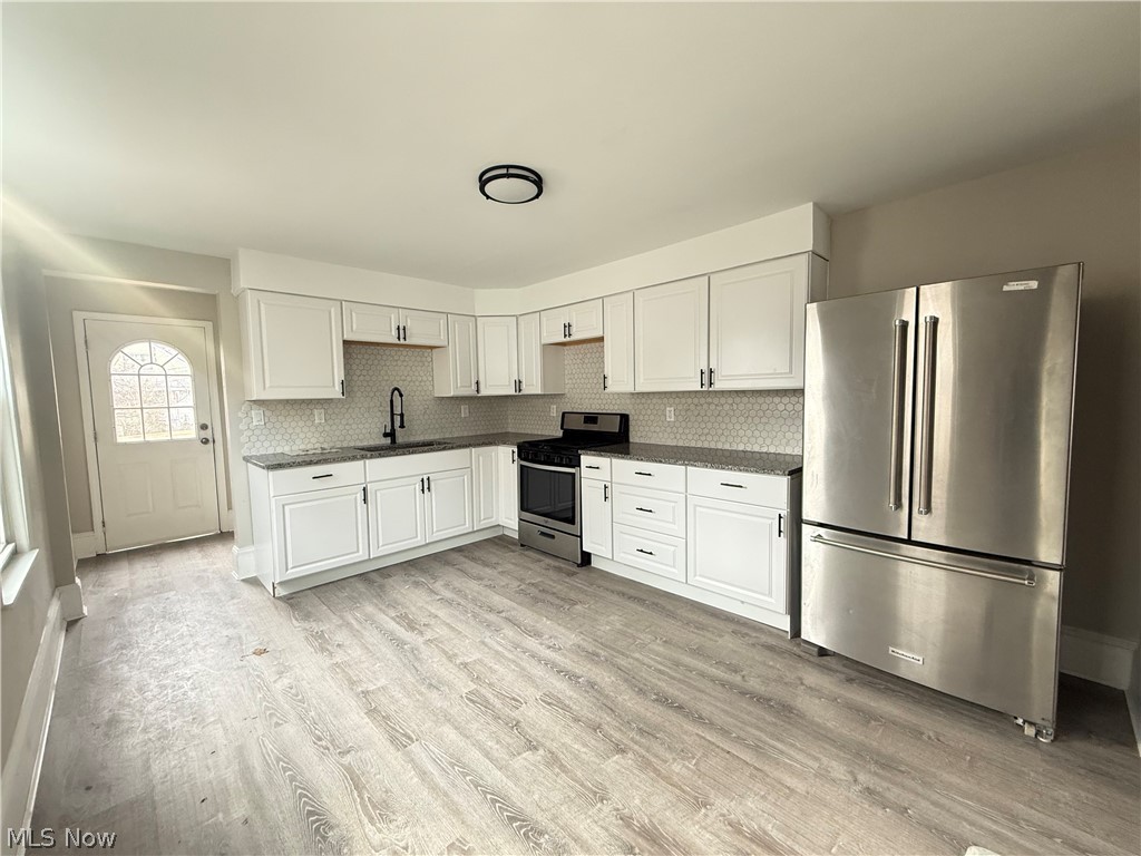 3876 W 17th Street Cleveland OH 44109