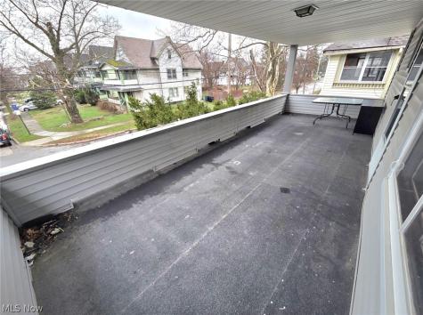 16902 Endora Road Cleveland OH 44112