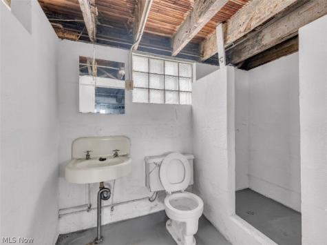 20101 Tracy Avenue Euclid OH 44123