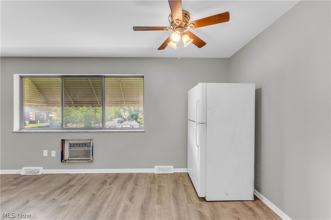 2537 Noble Road Cleveland Heights OH 44121