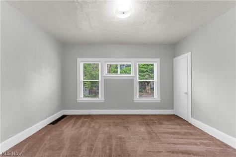 3652 E 153rd Street Cleveland OH 44120