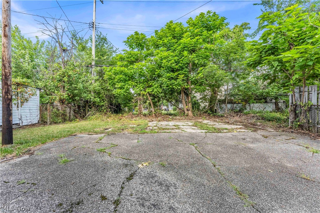 3652 E 153rd Street Cleveland OH 44120