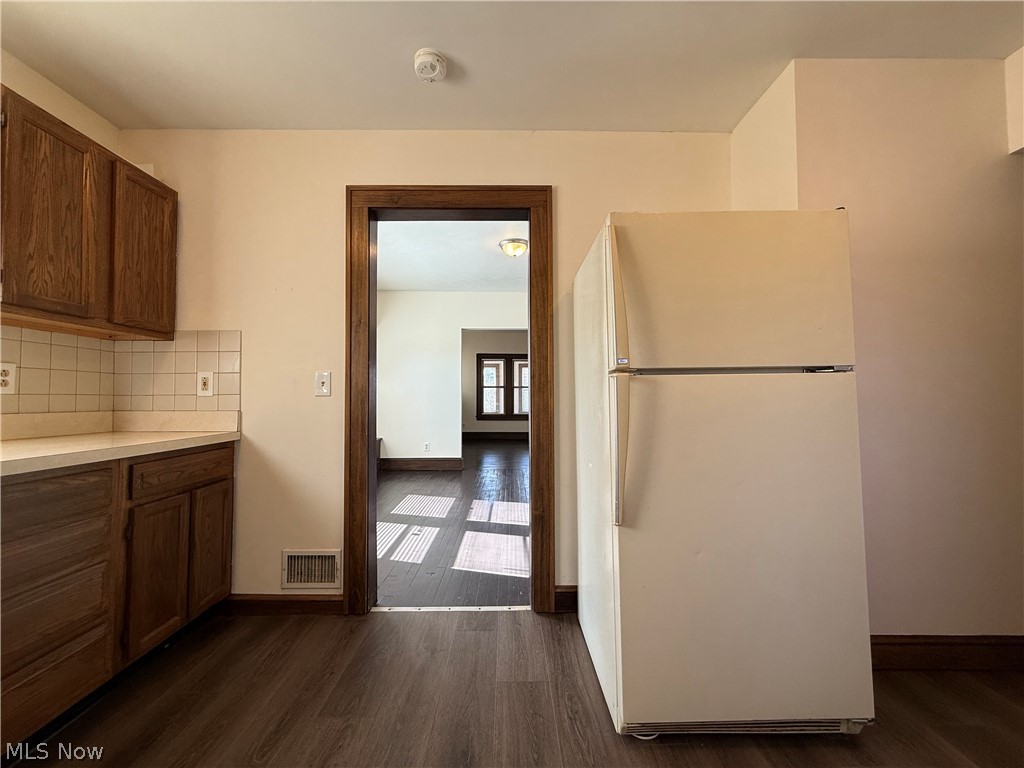 9405 Bancroft Avenue Cleveland OH 44105