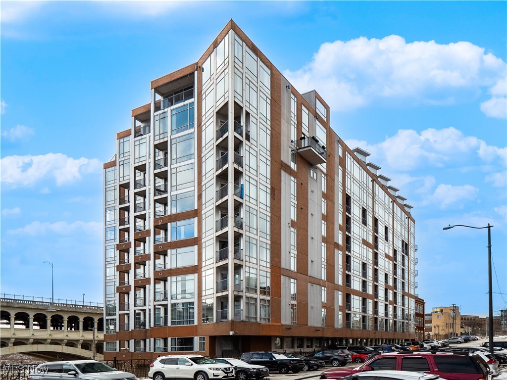 2222 Detroit Avenue Cleveland OH 44113