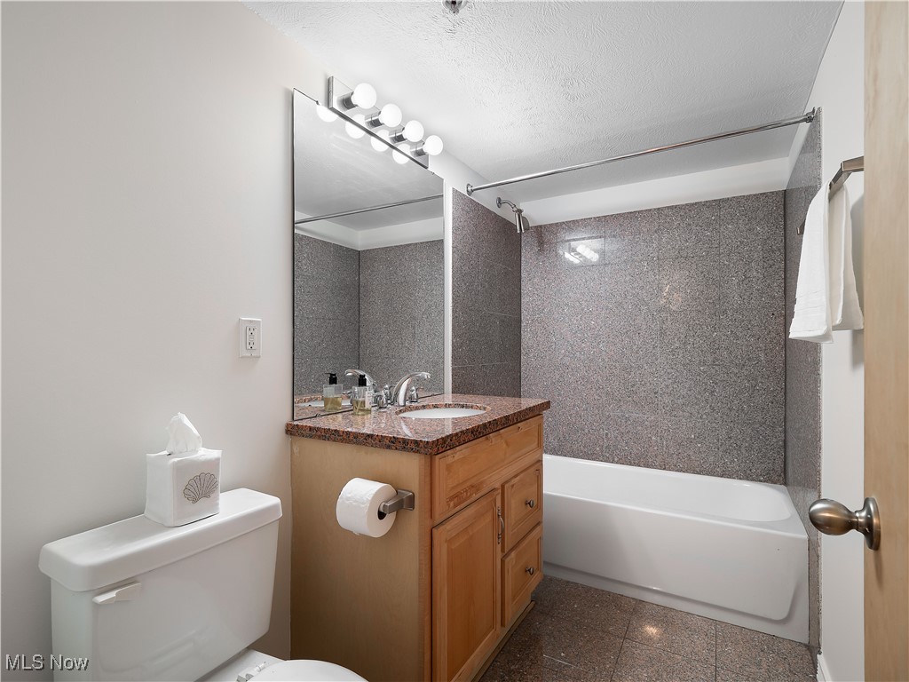 2222 Detroit Avenue Cleveland OH 44113