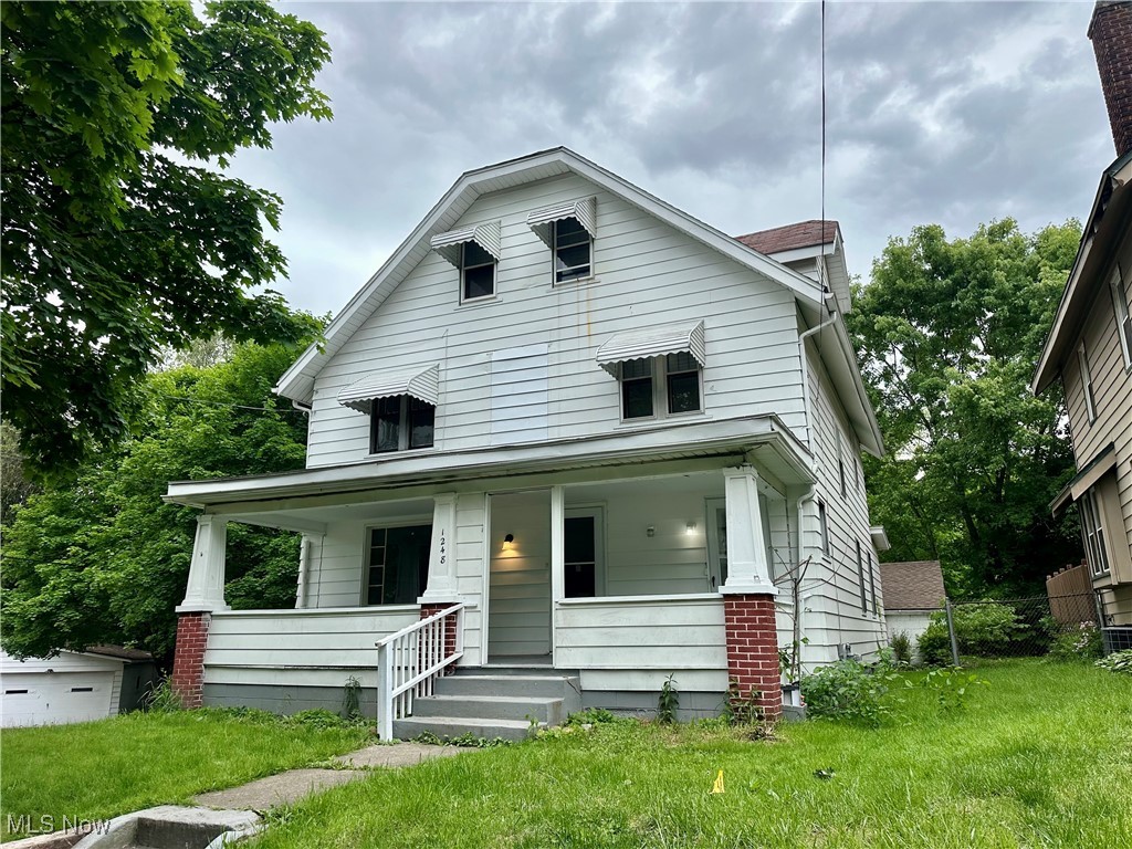 1248 Pondview Avenue Akron OH 44305