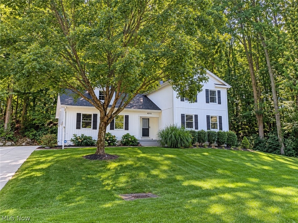 4542 Briarcliff Trail Copley OH 44321