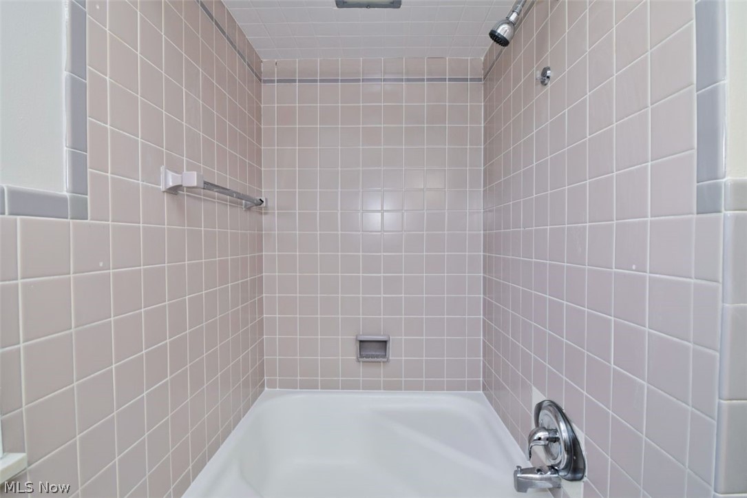 28175 Shaker Boulevard Pepper Pike OH 44124