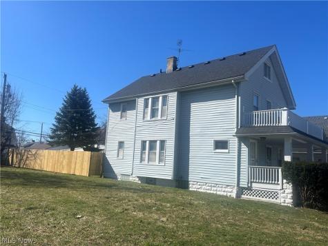 14208 Kingsford Avenue Cleveland OH 44128