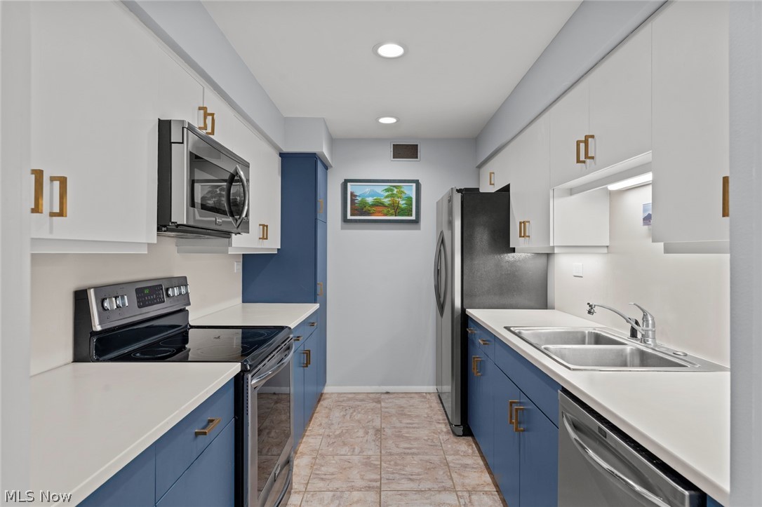 12700 Lake Avenue Lakewood OH 44107