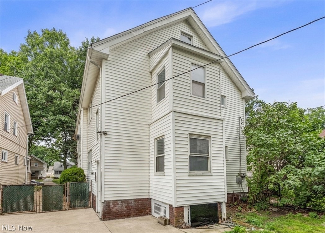 3311 W 130th Street Cleveland OH 44111