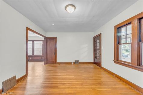 3311 W 130th Street Cleveland OH 44111