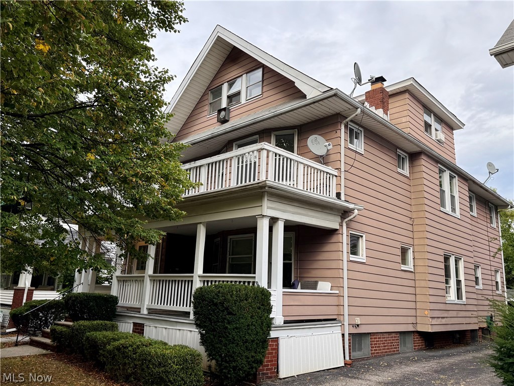 1307 Hathaway Avenue Lakewood OH 44107