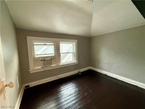 1307 Hathaway Avenue Lakewood OH 44107