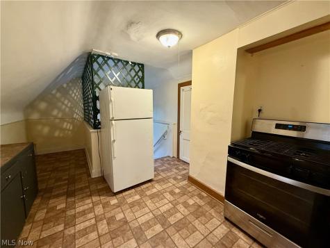 1307 Hathaway Avenue Lakewood OH 44107