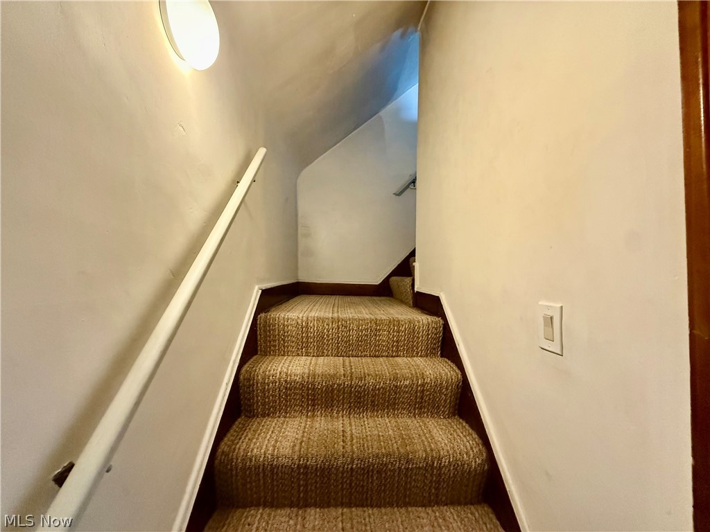 1307 Hathaway Avenue Lakewood OH 44107