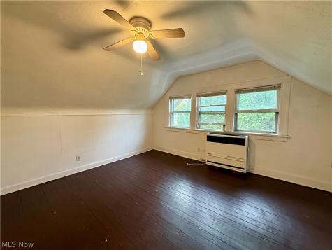 1307 Hathaway Avenue Lakewood OH 44107