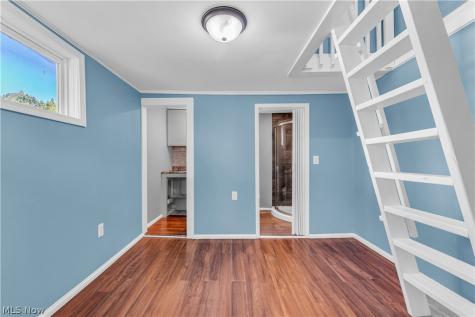 3900 W 33rd Street Cleveland OH 44109