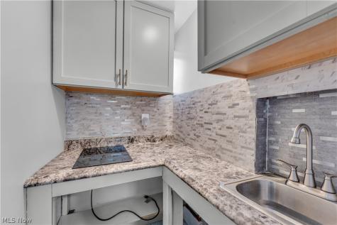 3900 W 33rd Street Cleveland OH 44109