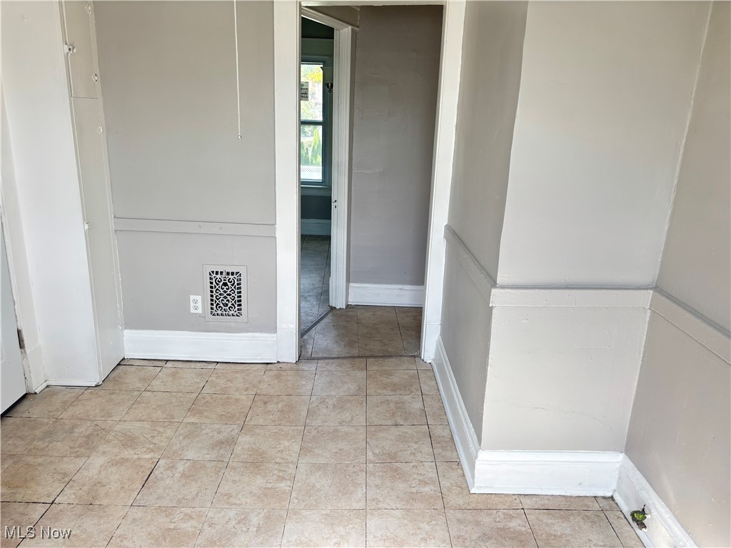 1278 E 115th Street Cleveland OH 44108