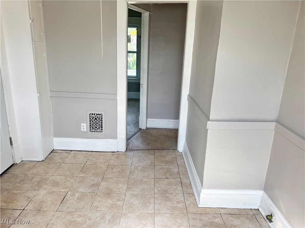 1278 E 115th Street Cleveland OH 44108