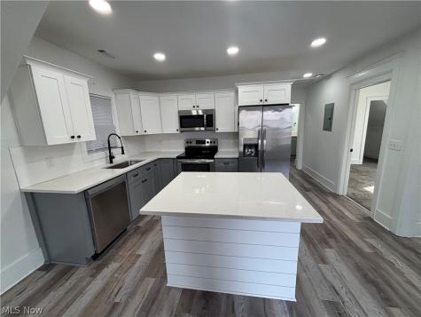 4115 Whitman Avenue Cleveland OH 44113