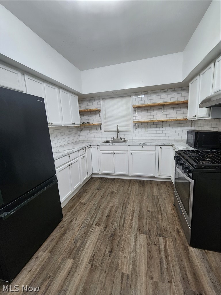 3661 W 47th Street Cleveland OH 44102