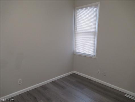 1530 Winchester Avenue Lakewood OH 44107