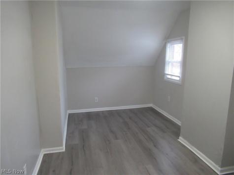1530 Winchester Avenue Lakewood OH 44107