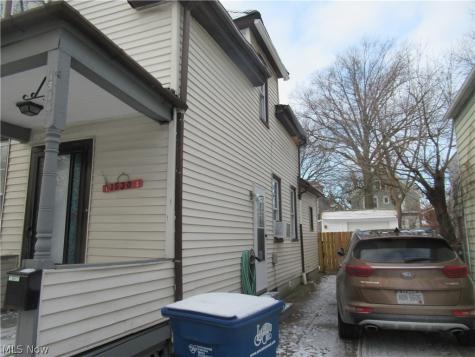 1530 Winchester Avenue Lakewood OH 44107