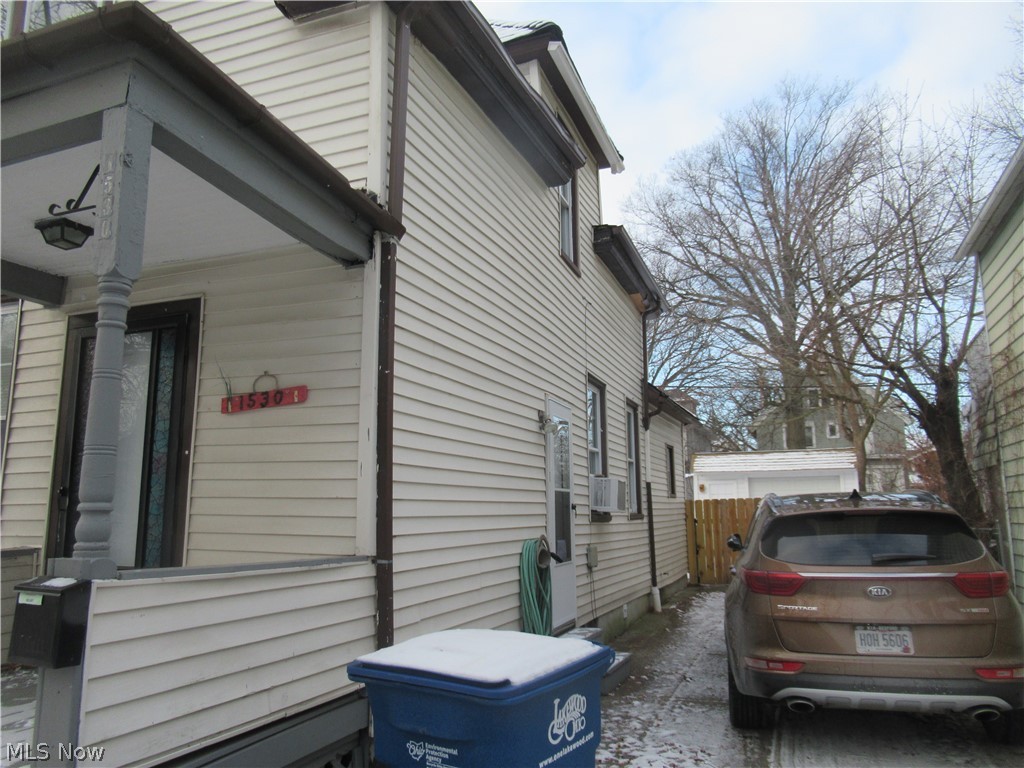 1530 Winchester Avenue Lakewood OH 44107