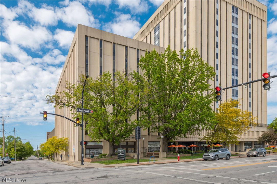 14650 Detroit Avenue Lakewood OH 44107