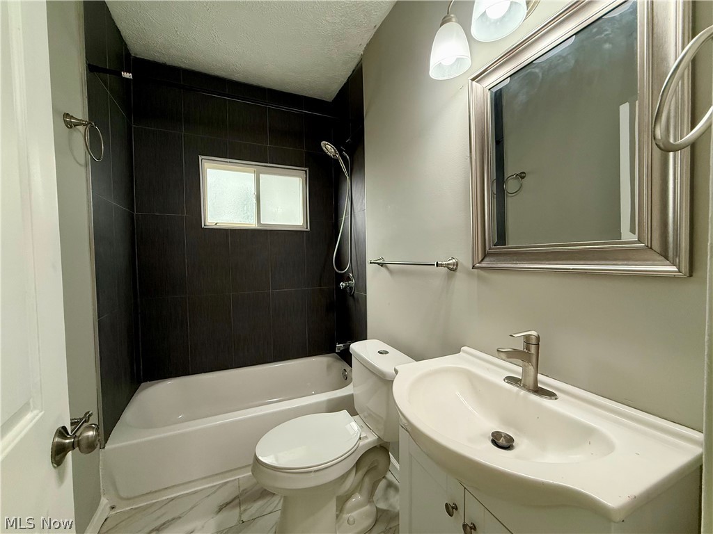 1265 Marlowe Avenue Lakewood OH 44107