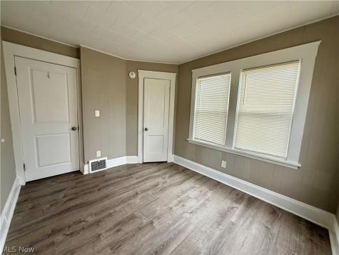 1265 Marlowe Avenue Lakewood OH 44107