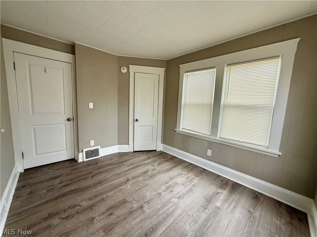 1265 Marlowe Avenue Lakewood OH 44107