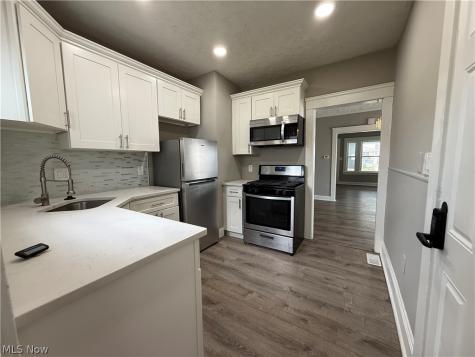 1265 Marlowe Avenue Lakewood OH 44107