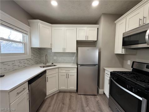 1265 Marlowe Avenue Lakewood OH 44107