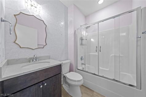 7539 Father Frascati Drive Cleveland OH 44102