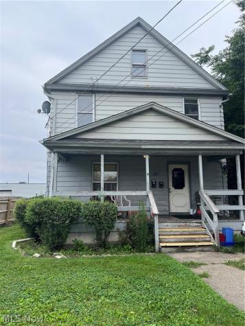 24 Elinor Avenue Akron OH 44305