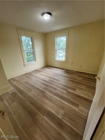 24 Elinor Avenue Akron OH 44305