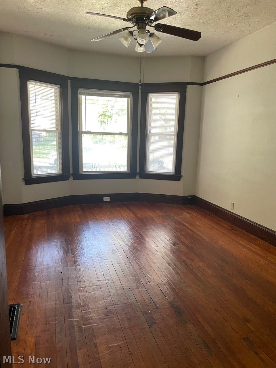 2209 W 85th Street Cleveland OH 44102