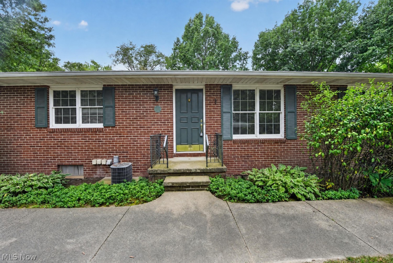 739 Poplar Street Canal Fulton OH 44614