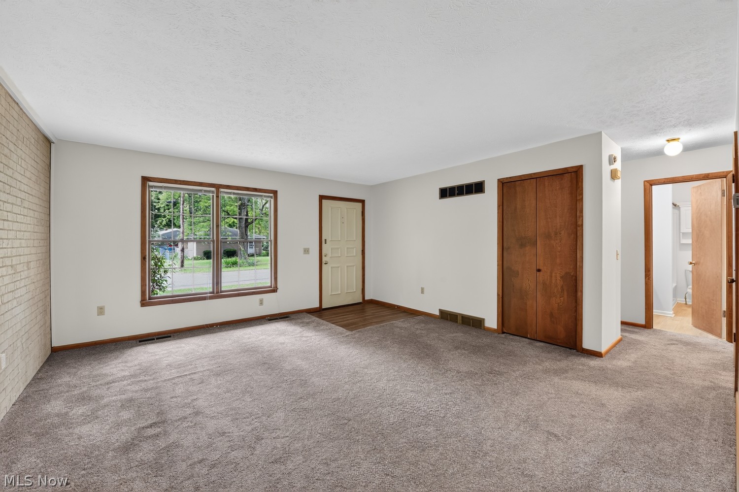 739 Poplar Street Canal Fulton OH 44614