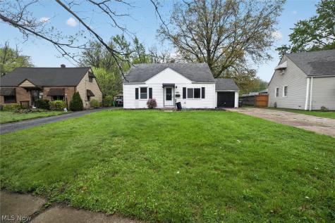 681 E 258th Street Euclid OH 44132
