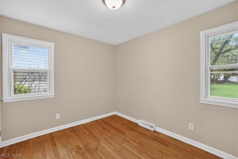 681 E 258th Street Euclid OH 44132