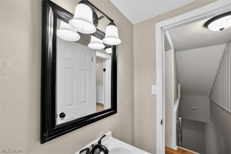 681 E 258th Street Euclid OH 44132